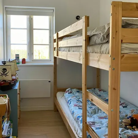 Semesterbostad Bright And Cozy Summer House Near Isefjord *